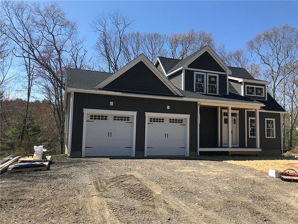 2nd image of 498 Barbers Pond Rd