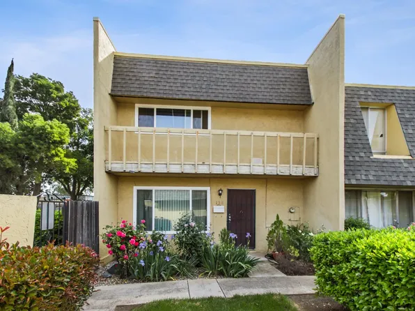 736 W Lincoln Ave APT 138, Woodland, CA 95695