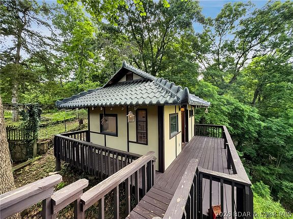 4th image of 4325 Lower Prairie Hollow Rd