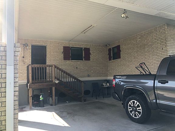 5th image of 311 Melody Dr