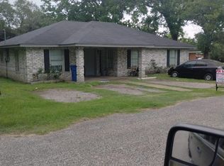 1525 Calvit St, Hempstead, TX 77445