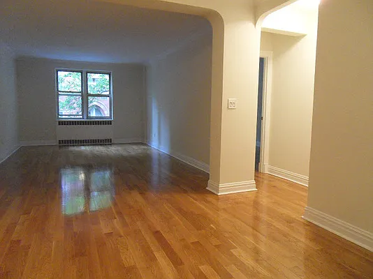Rented by Stonehenge NYC LLC | media 9