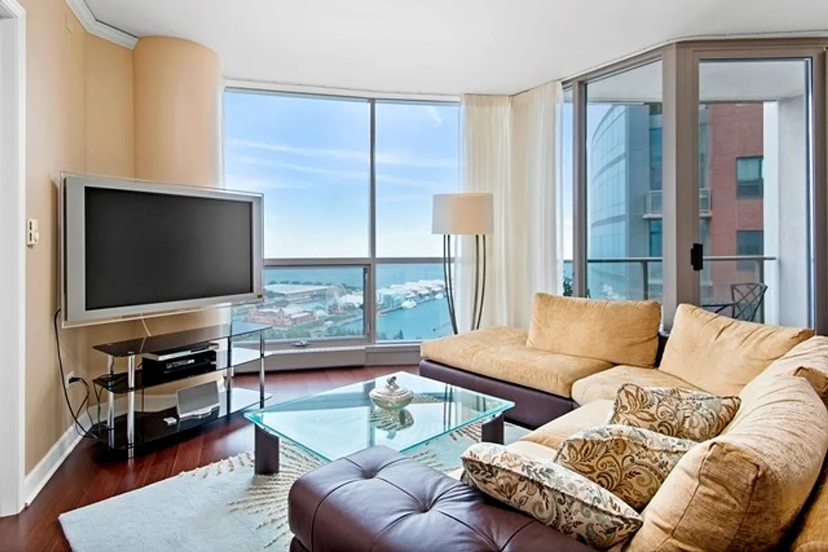 Building Photo - 420 E Waterside Dr #3514