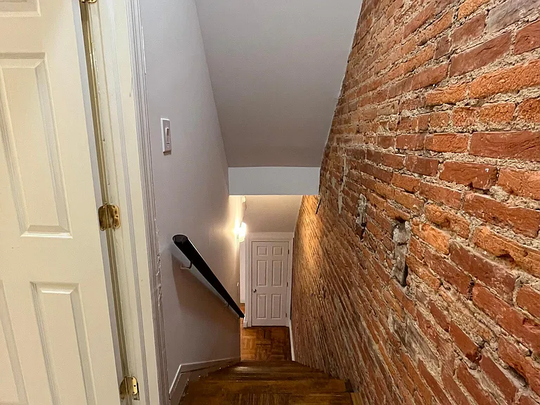 1302 Pine St #1 — Photo 25