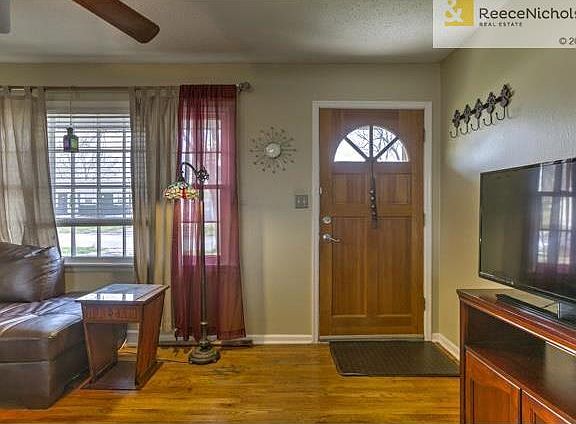 4th image of 4322 Ditzler Ave