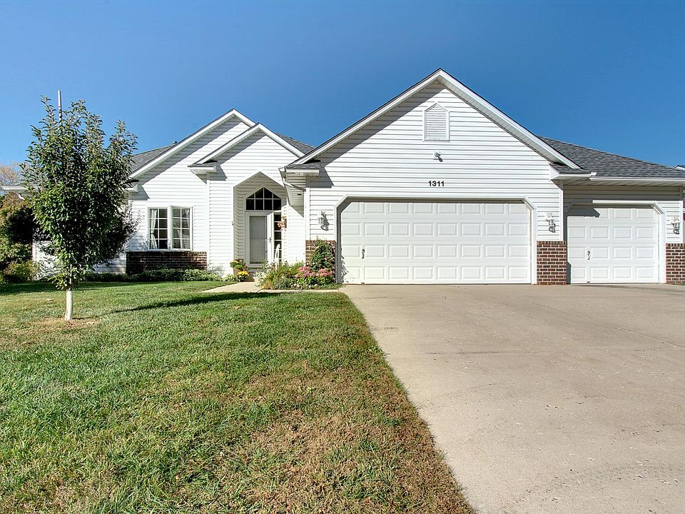 1st image of 1311 Cannon Valley Dr