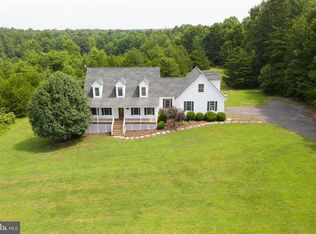 7165 Cornfield Ln, Rhoadesville, VA 22542