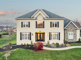 1144 Lauralynn Dr, Latrobe, PA