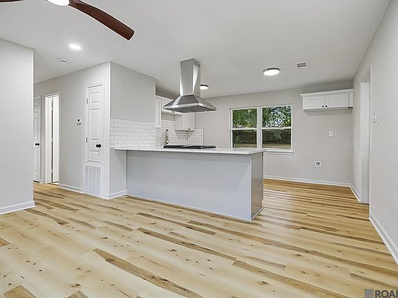 4th image of 1638 Emmaline Dr