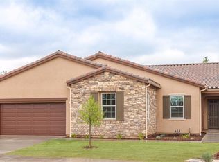 264 Hanson Ave, Clovis, CA 93611