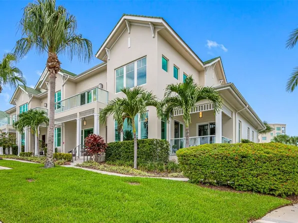 6 Hibiscus Ln, Belleair, FL 33756