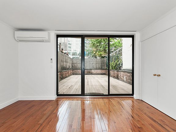3rd image of 248 E 58th St #2