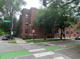 1526 W Berteau Ave APT 3, Chicago, IL 60613