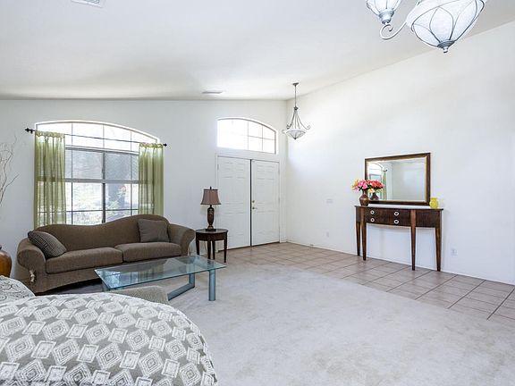 4th image of 8608 W Mohave St