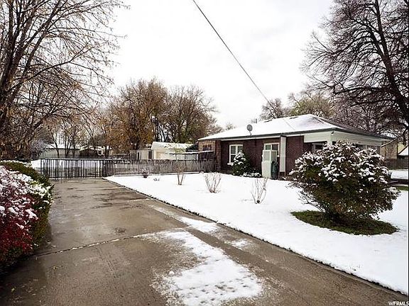 5th image of 2943 S Adams St