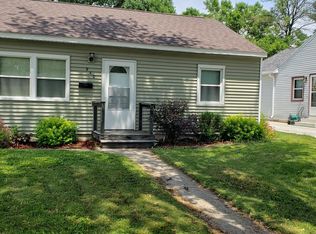 940 15th St NE #HOUSE, Mason City, IA 50401