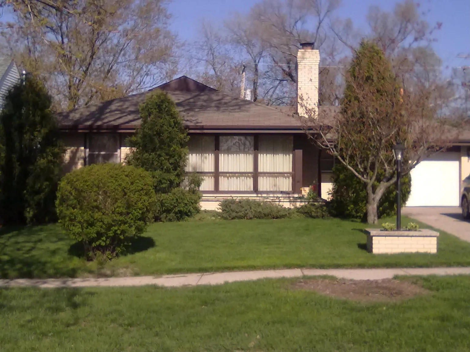 18047 Arcadia Ave photo 1