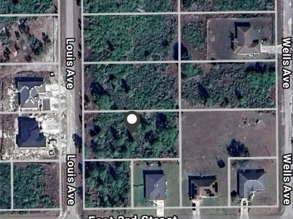 302 Louis Ave, Lehigh Acres, FL 33936