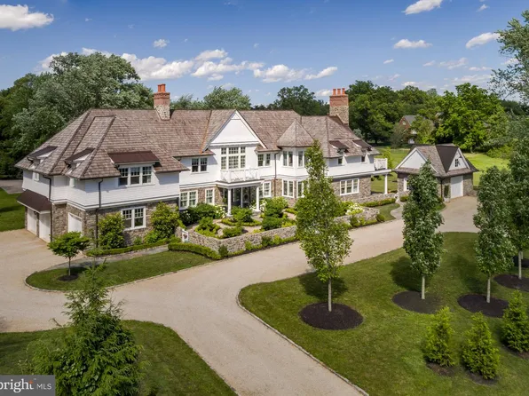 101 Hampton Ln, Blue Bell, PA 19422