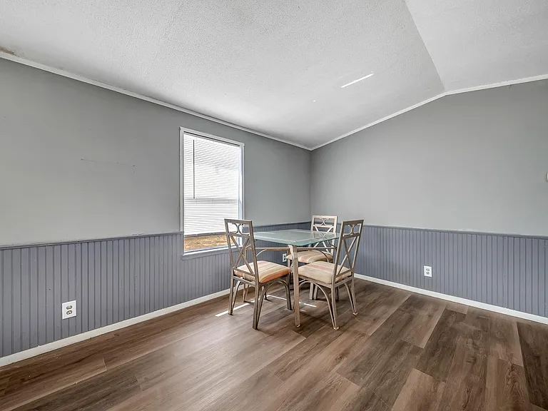 349 Road 591524 — Photo 10