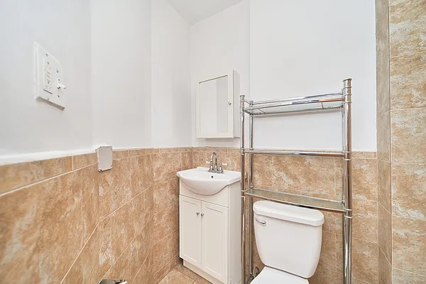 Rented by Living New York | media 16