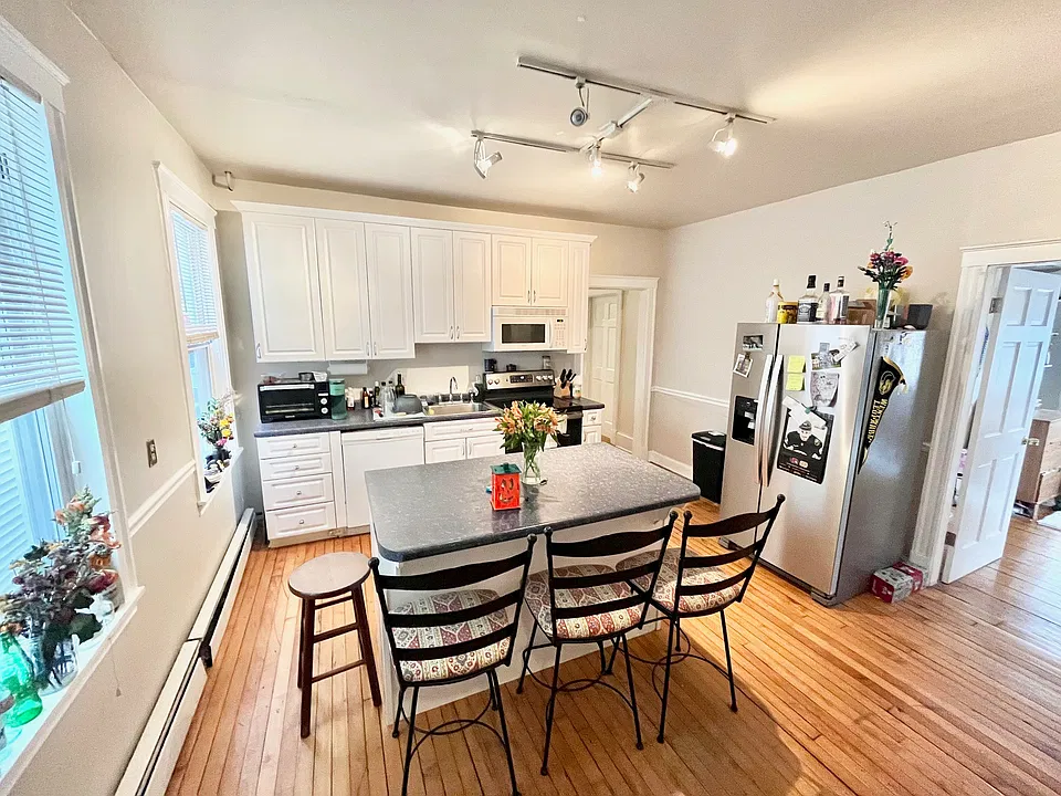 19 Sachem St #2