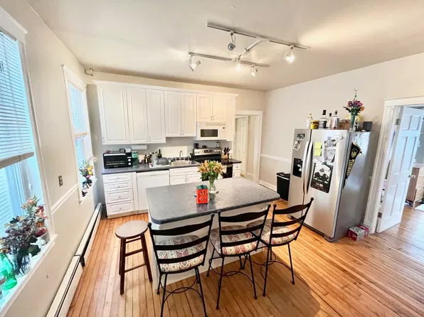 19 Sachem St, Boston, MA