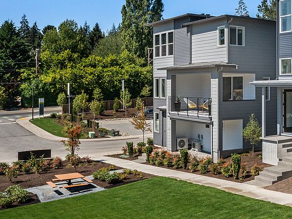 Woodlands Reserve Neighborhood