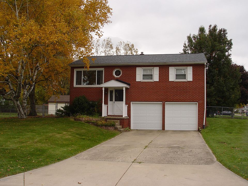 1st image of 4214 Tiffany Ave