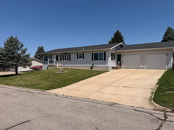 2nd image of 202 Wilson Ct