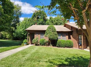 3001 S Holden Rd APT A, Greensboro, NC 27407