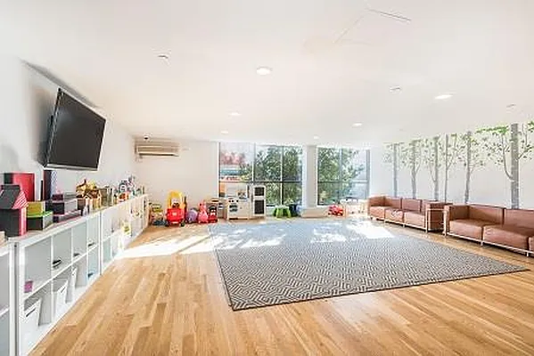 Rented by Triumph Property Group | media 6