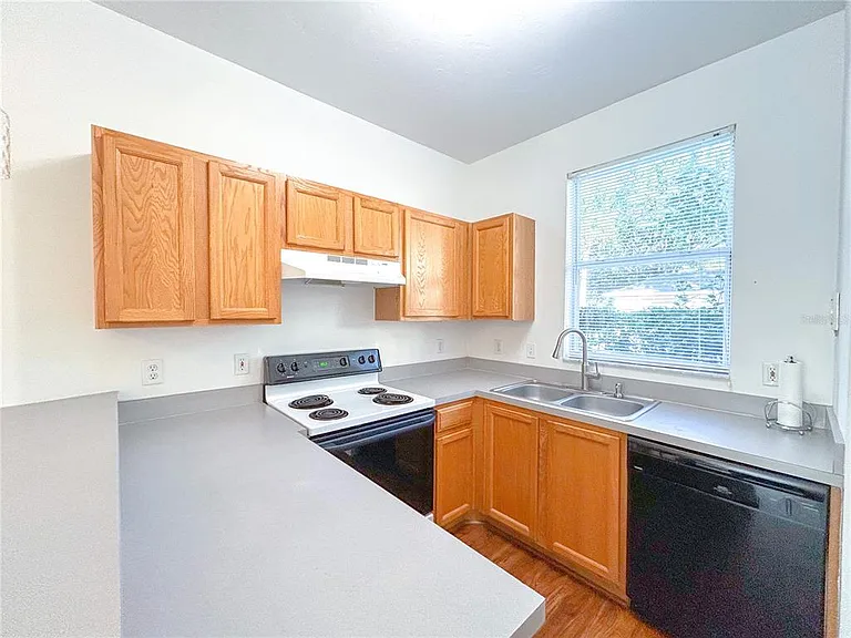 3575 SW 30th Way #119 — Photo 6