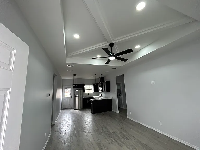 1409 S Michigan St #1/3 — Photo 4