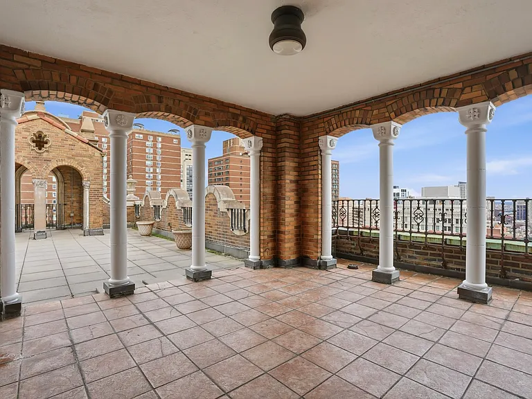 1514 Spruce St #Penthouse 2702 — Photo 28