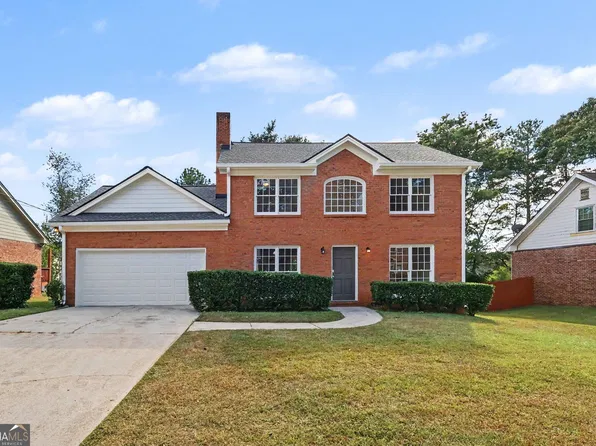 6391 Phillips Pl, Lithonia, GA 30058