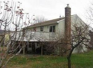 2nd image of 132 Maheu St