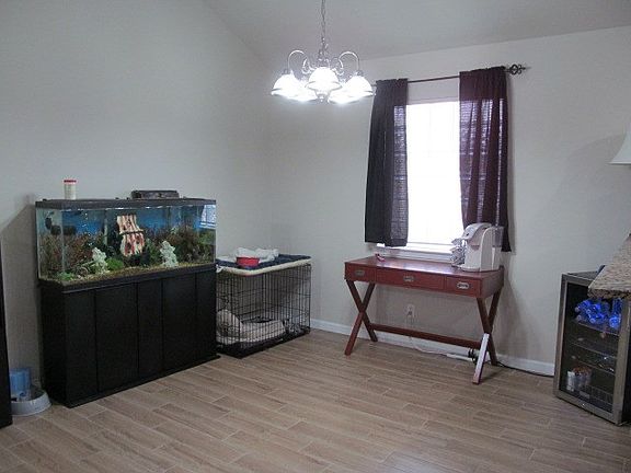 3rd image of 4222 Green Meadow Dr