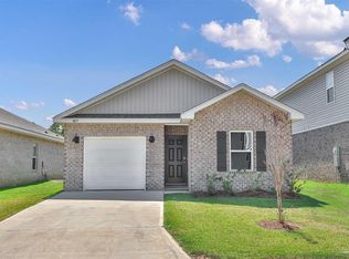 9900 Starling Dr, Pensacola, FL 32506