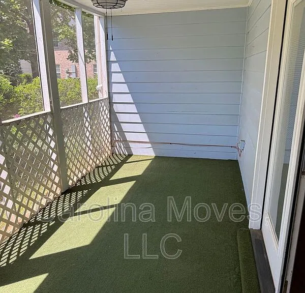 925 Cleveland St #231 — Photo 19