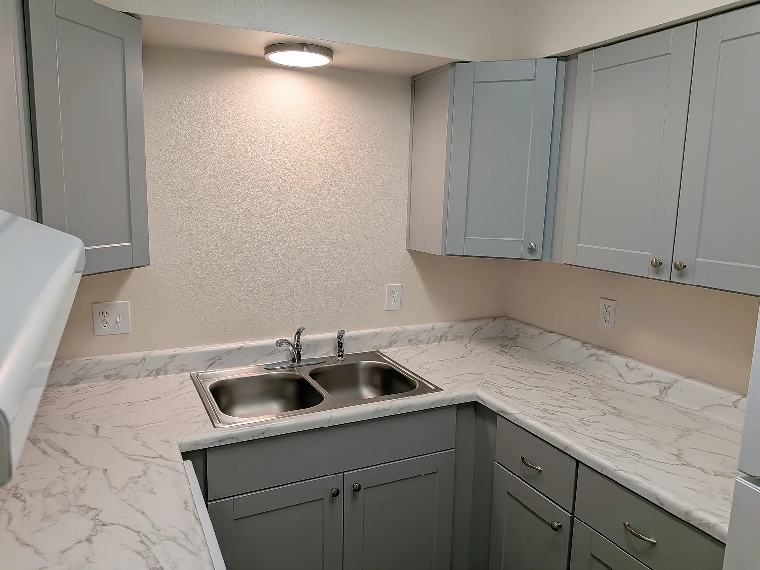 2 bed, 784 sqft, $1,500 — Photo 3