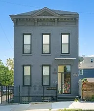 1001 W 16th St #1R