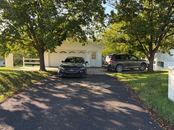 318 S Water St #1, Woodstock, VA 22664