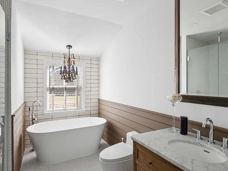 14 Swans Neck Ln — Photo 10