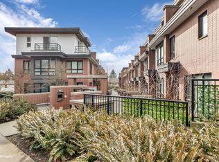 338 W 64th Ave #5, Vancouver, BC V5X 2L9