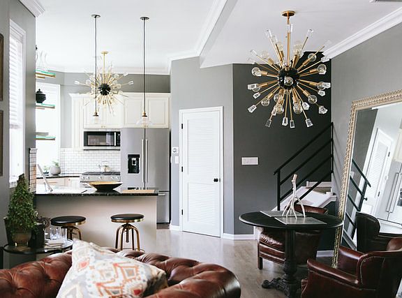 2nd image of 1928 W Evergreen Ave #2