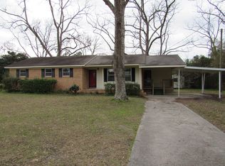 110 Francis Ave, Swainsboro, GA 30401