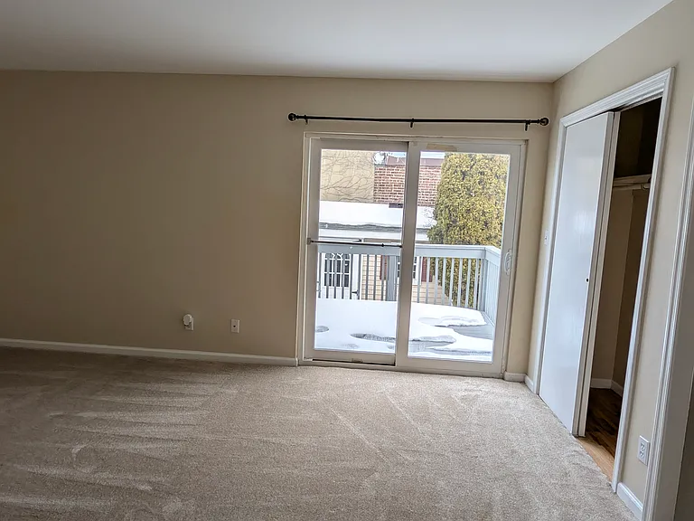 213 Palmer St #1 — Photo 2