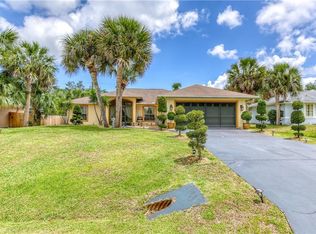1386 Abbott Ln, Sebastian, FL 32958