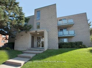 16 Capner St #111, Saint Catharines, ON L2P 3X4